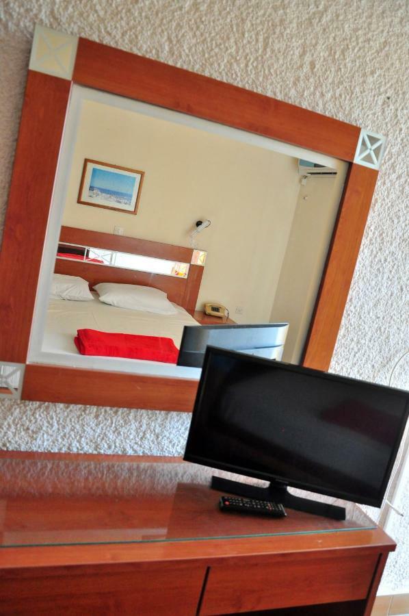 Mamouzelos Hotel Apartments Kardamena  Bagian luar foto