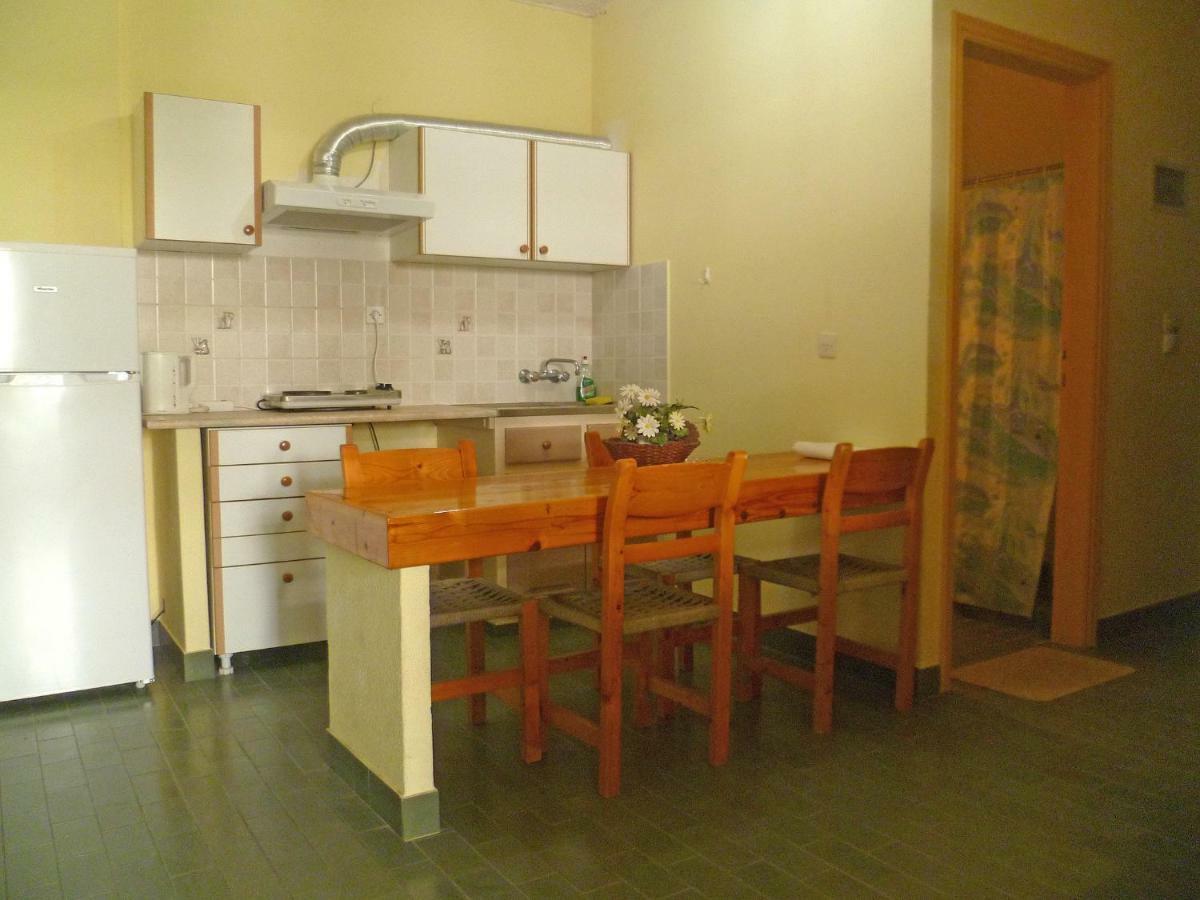 Mamouzelos Hotel Apartments Kardamena  Bagian luar foto