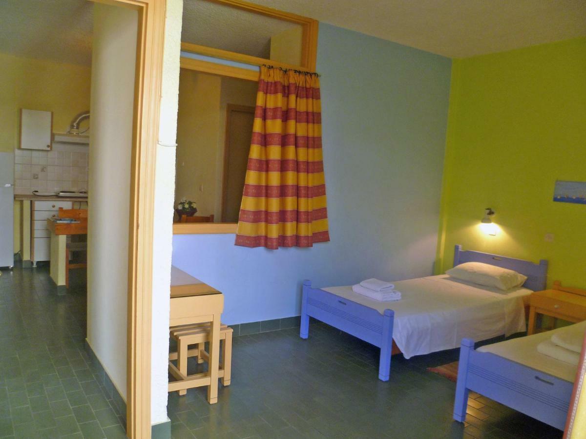 Mamouzelos Hotel Apartments Kardamena  Bagian luar foto